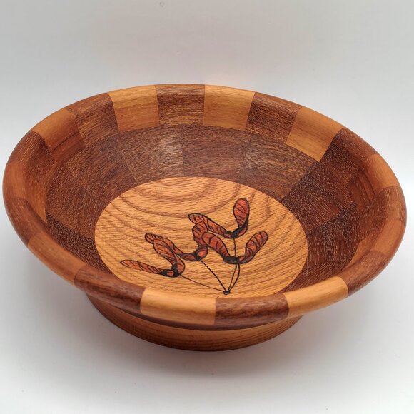 Handcrafted Segmented Wooden Bowl Maple Seed Motif Signed M Carver 8 1/4" Diam - Picture 4 of 11